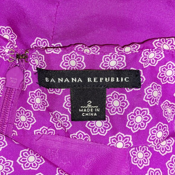 2 | Banana Republic | Silk Geometric Halter Neck Top - Picture 4 of 5